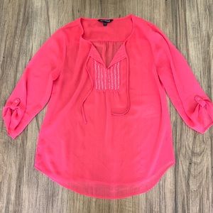 Express - Women’s 3/4 Sleeve Coral Blouse